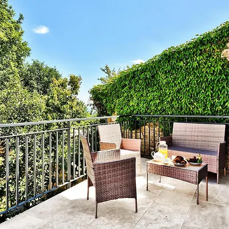 Maison climatisée, terrasse&garage proche Lyon Apartamento Saint-Didier-au-Mont-d'Or